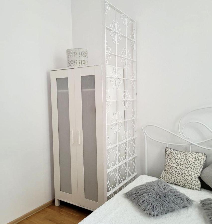 Przytulne Apartamenty W Centrum Warszawy Lok 2 Варшава Екстериор снимка